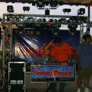 Meet your Posher, Luis